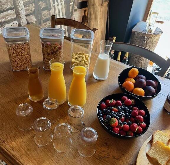 تختخواب و صبحانه Les Chambres De Laurette