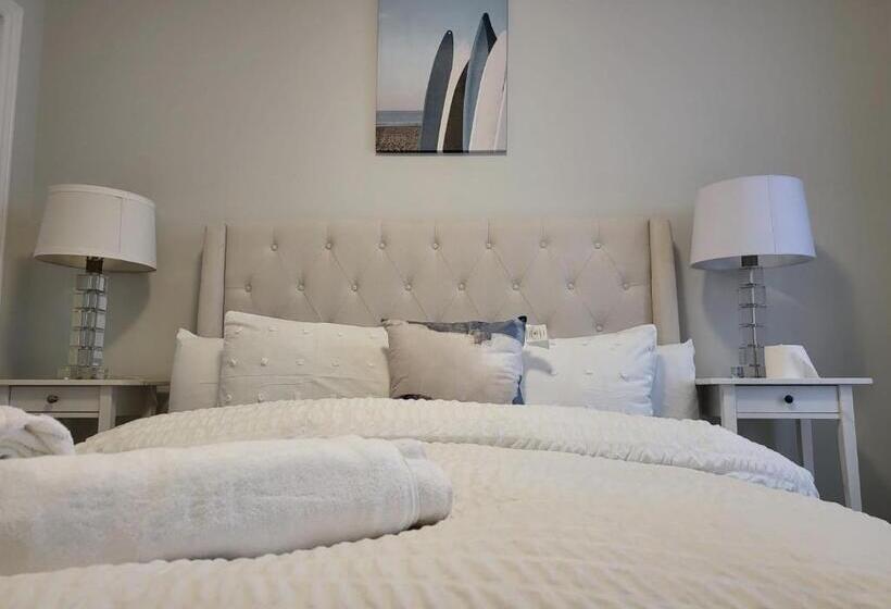 مبيت وإفطار Light House Close To Downtown