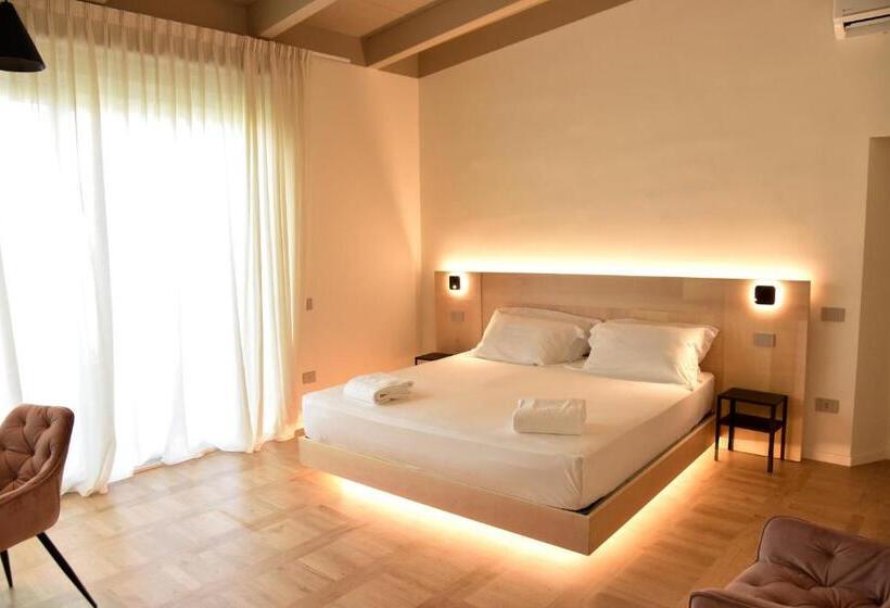 تختخواب و صبحانه Uefio Luxury Suites