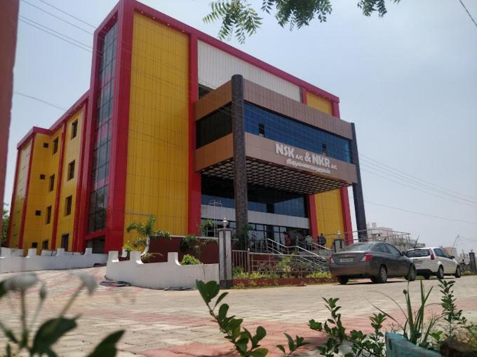 هتل Nsk Mahal & Residency