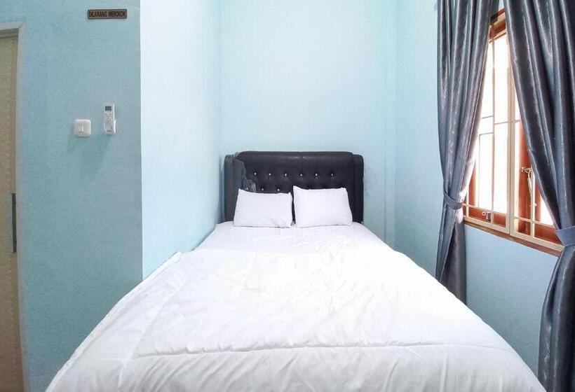 هتل Rega Guesthouse Redpartner