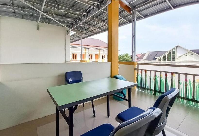 هتل Rega Guesthouse Redpartner