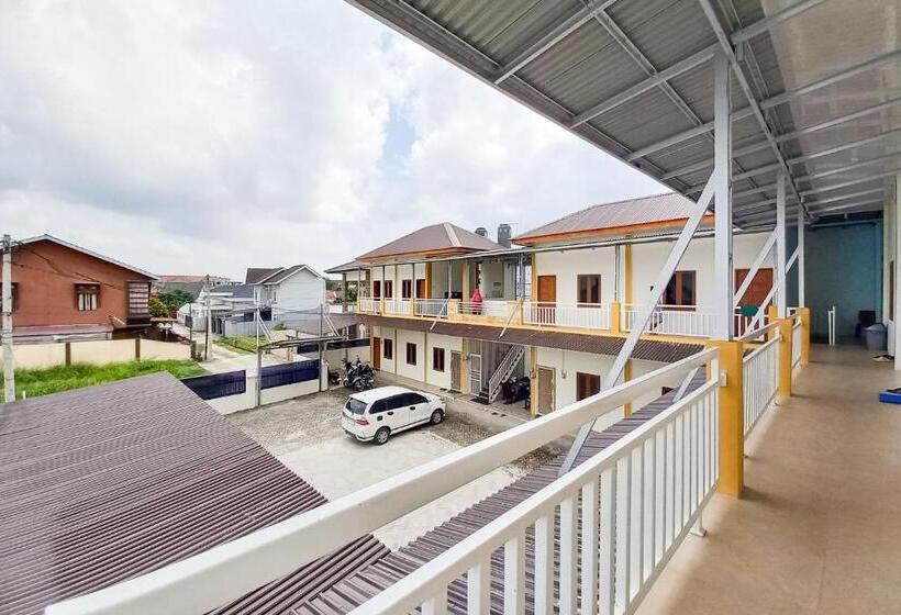 هتل Rega Guesthouse Redpartner