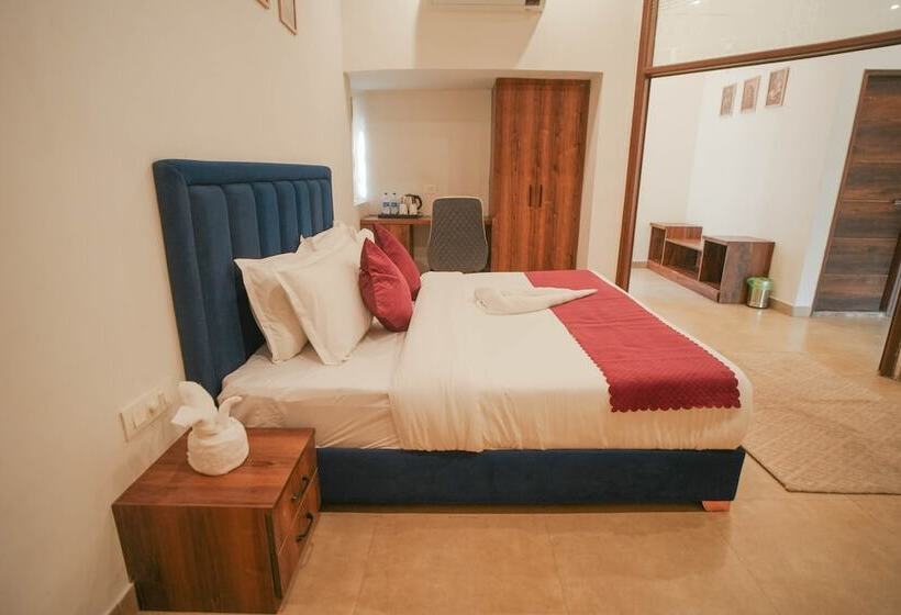 فندق Tapovan Resorts