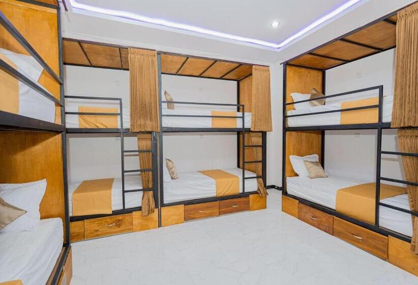 Kamkan Hostel