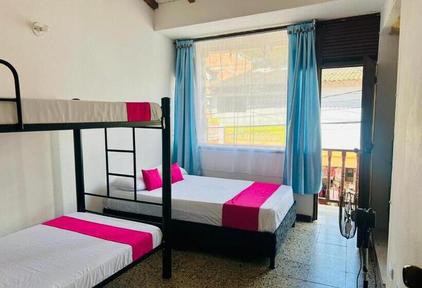 پانسیون Casa Hotelgitanos