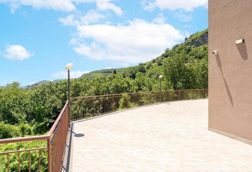 پانسیون La Maison Chic