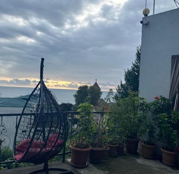 پانسیون Sunset Room 3 On The Third Floor