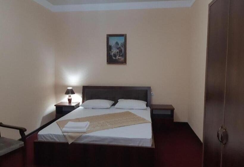 Hostel гостевой дом Barakat
