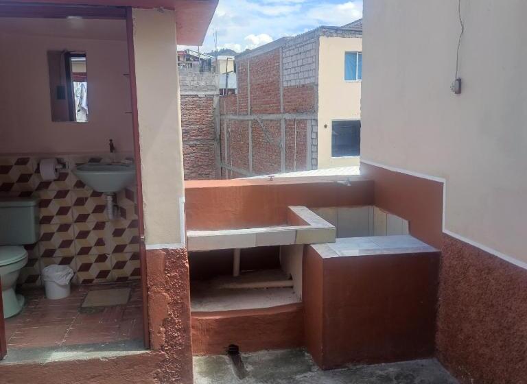 تختخواب و صبحانه Conexión Urbana En El Centro De Ambato