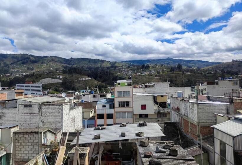 تختخواب و صبحانه Conexión Urbana En El Centro De Ambato