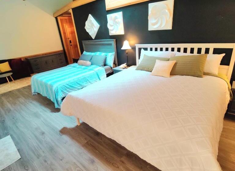 تختخواب و صبحانه Hummingbird Lodge Bnb