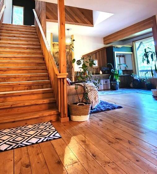 تختخواب و صبحانه Hummingbird Lodge Bnb
