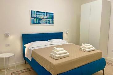 تختخواب و صبحانه Ideal Suite 41
