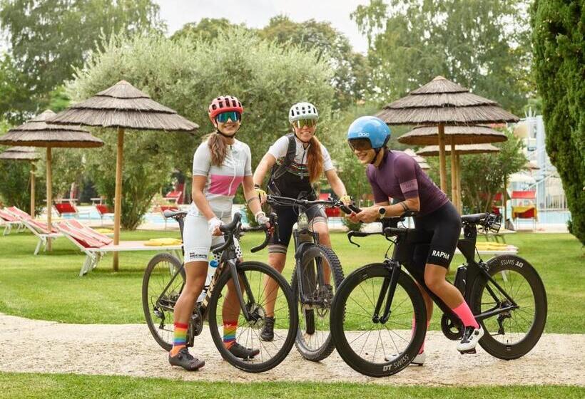 Garda Sporting Family Cottage