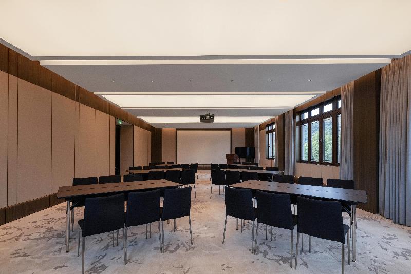 Отель Blossom House Shaoxing Shangyu