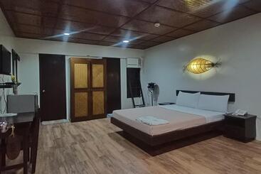 هتل Maritoni Bali Suites And Villas