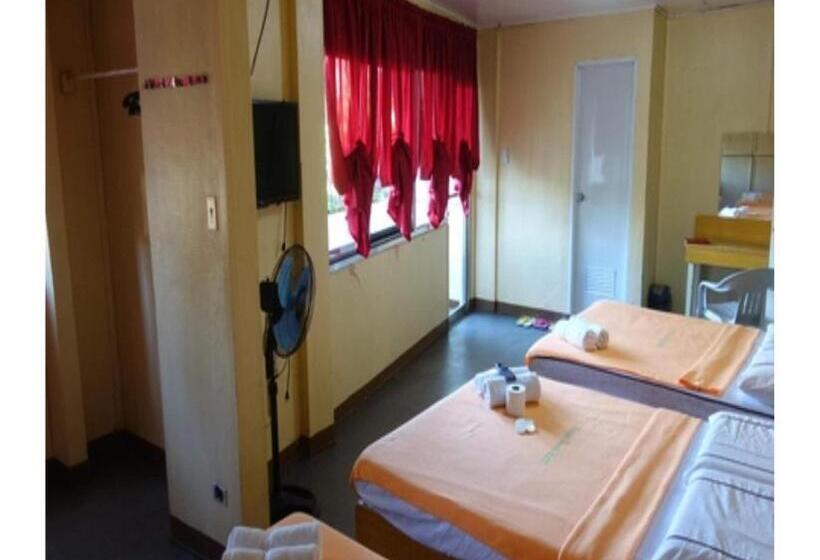 בית מלון כפרי Marian Kisad