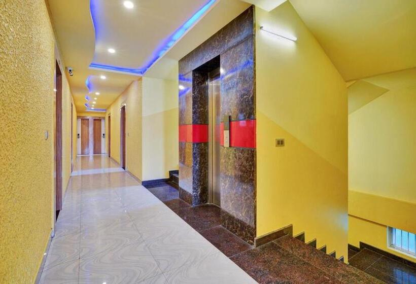 בית מלון כפרי Super Collection O Kushal Nagar Near Ksrtc Bus Stand Formerly Rr Residency