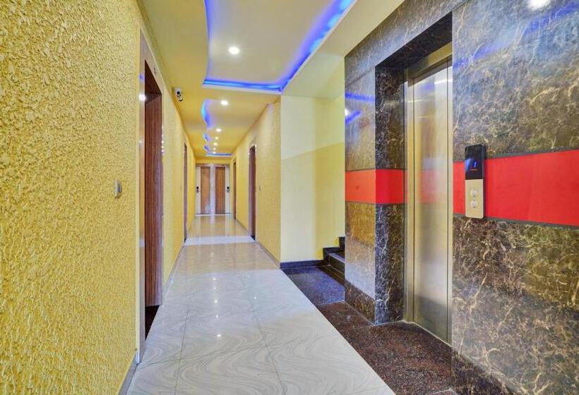 בית מלון כפרי Super Collection O Kushal Nagar Near Ksrtc Bus Stand Formerly Rr Residency