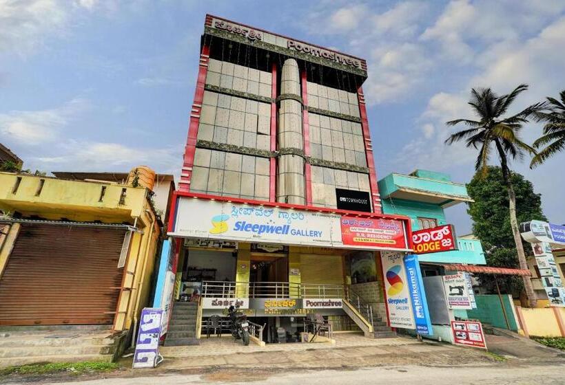 בית מלון כפרי Super Collection O Kushal Nagar Near Ksrtc Bus Stand Formerly Rr Residency