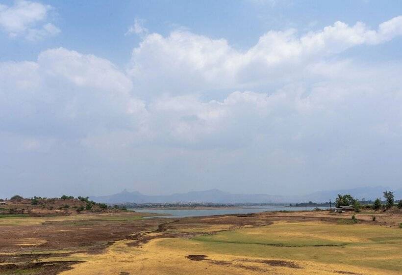 호텔 The Riverine Stay By Igatpuri