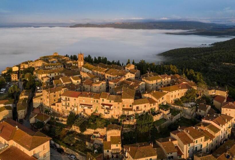بنسيون La Corte Di Ardengo