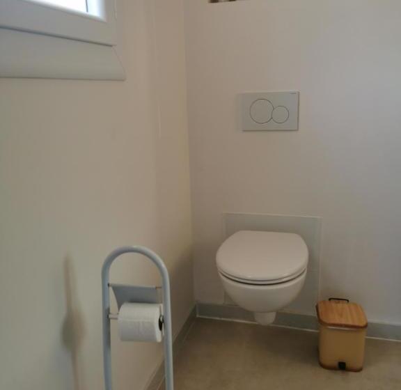 پانسیون Masbonoeil