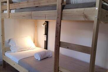 Urbe Sanchina   Hostel & Suites