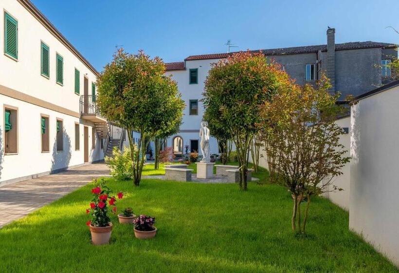 تختخواب و صبحانه Villa Carducci