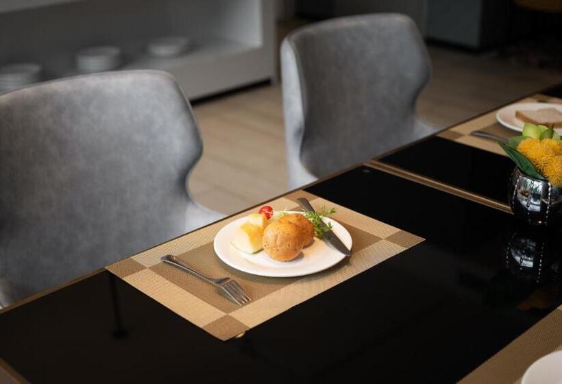 Echarm Hotel Changsha High Speed Railway South Station East Square