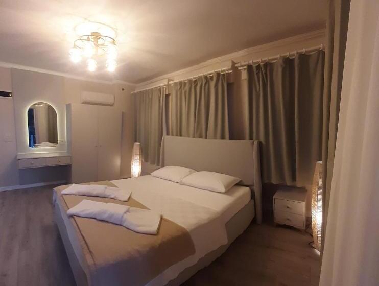 هتل La Berca Boutique