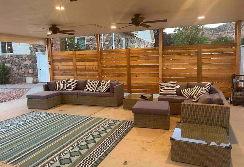 هتل Lake House Escape, Venture Base Unit 7