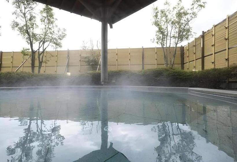 هتل Mikuni Ocean Resort &