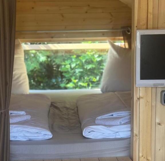 膳宿费 Elbcampingfass Sächsische Schweiz In Pirna