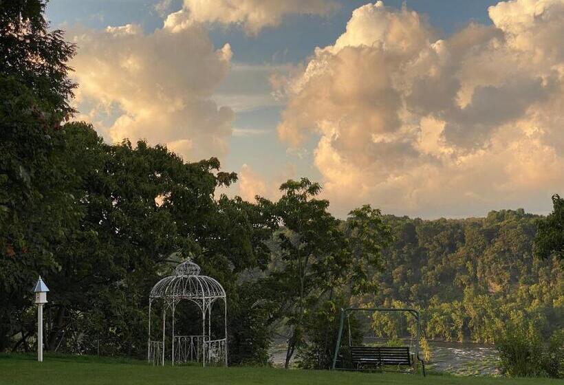 پانسیون La Soledad Lavender Farm And Guesthouse