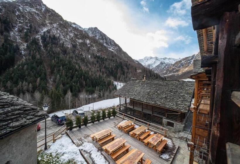 هتل Agriturismo Montana Fold