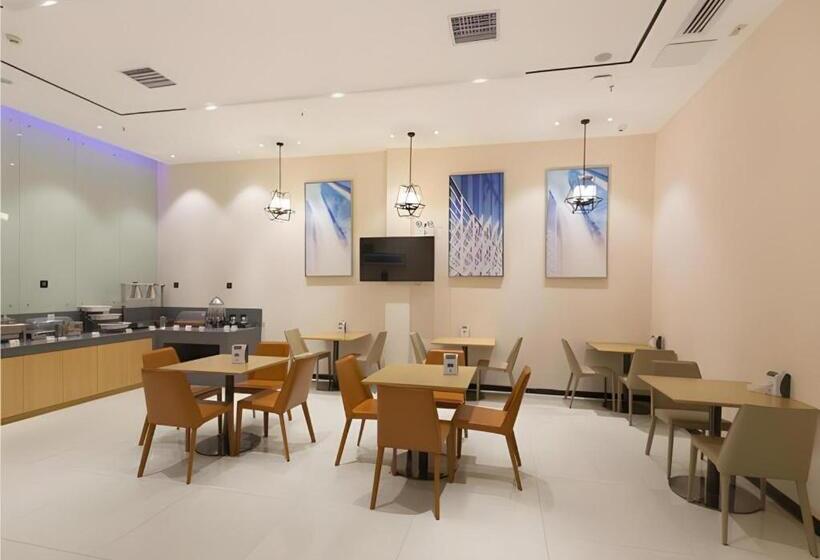 هتل City Comfort Inn Liuzhou High Speed Railway Station Entrance