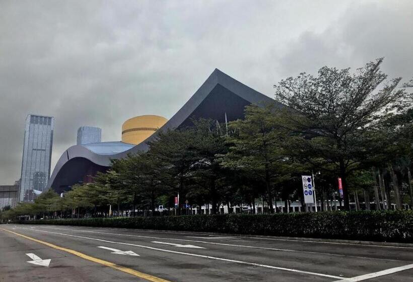 هتل City Comfort Inn Shenzhen Exhibition Center North Huaqiang Metro Station