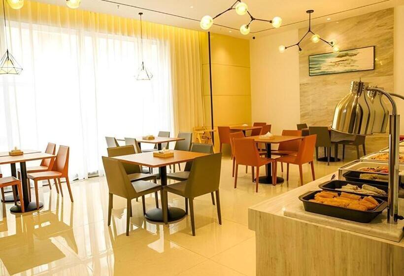 Отель City Comfort Inn Yangjiang High Tech Zone Pinggang