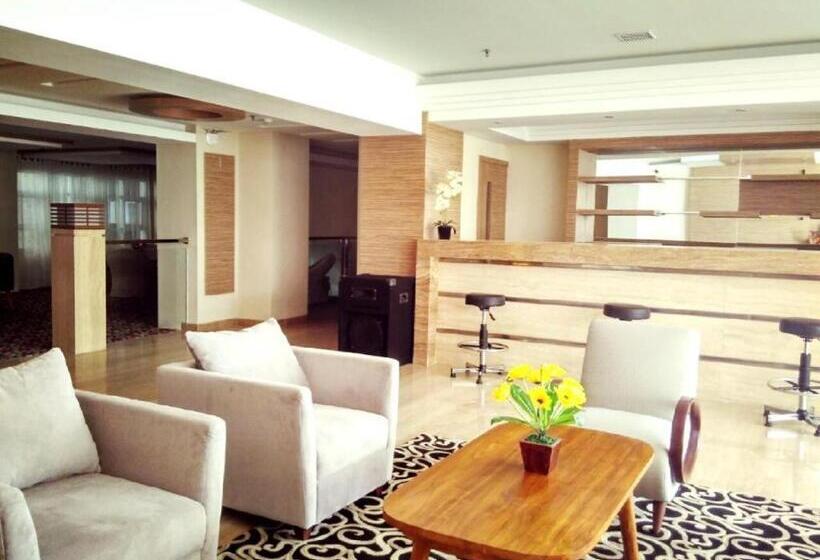هتل Grand Royal Denai