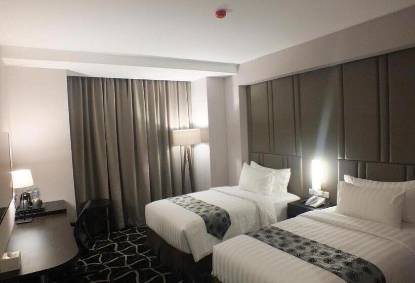 هتل Grand Royal Denai
