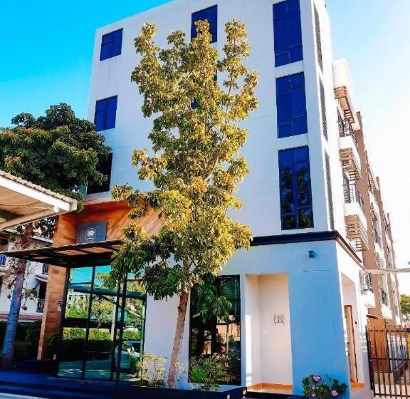 בית מלון כפרי Narita@amata