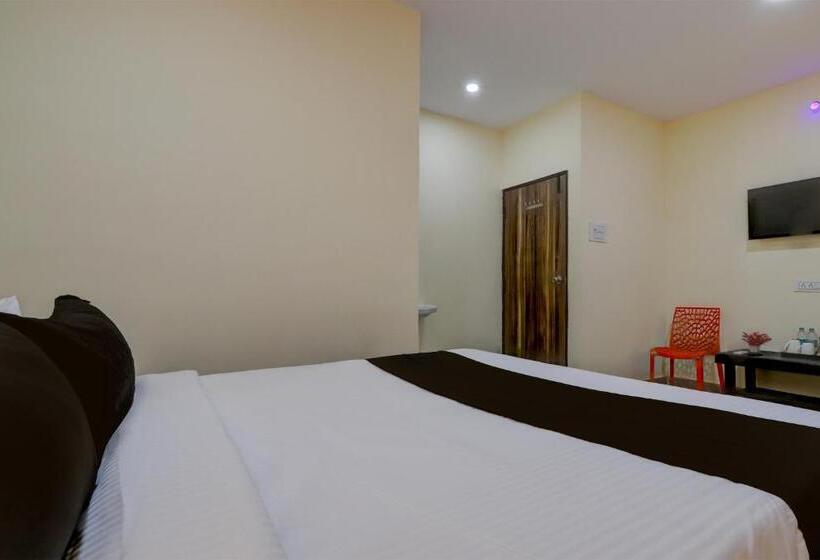 ホテル Oyo Dolphin Inn Residency