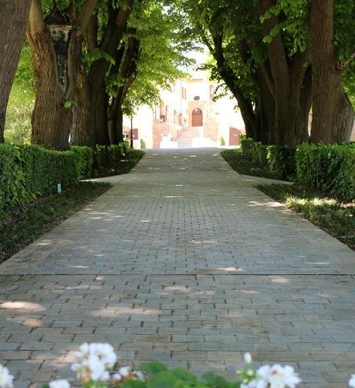 مبيت وإفطار Palazzo Del Poggiano