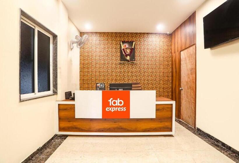فندق Fabexpress Dreamz Inn