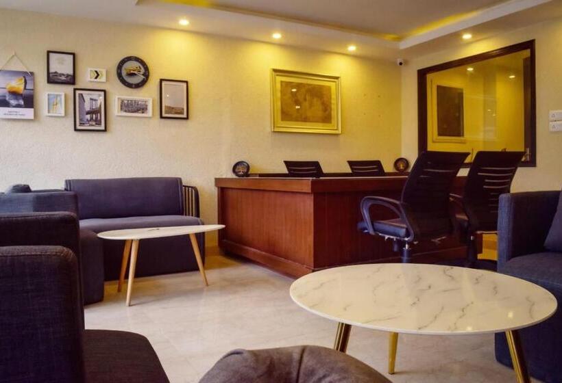 ホテル Hill View, Mussoorie   Near Mall Road Mussoorie