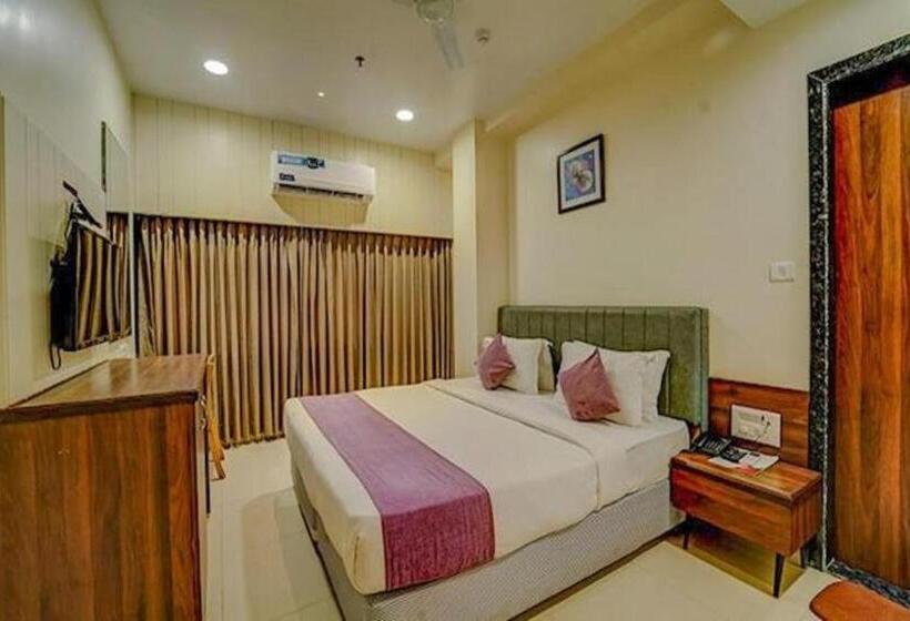 هتل Raajpath, Vadodara