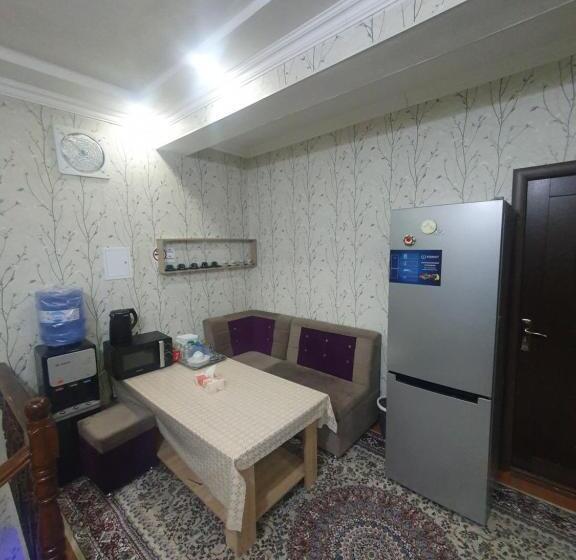 پانسیون Guest House Homely
