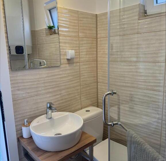 پانسیون Hestia Suite